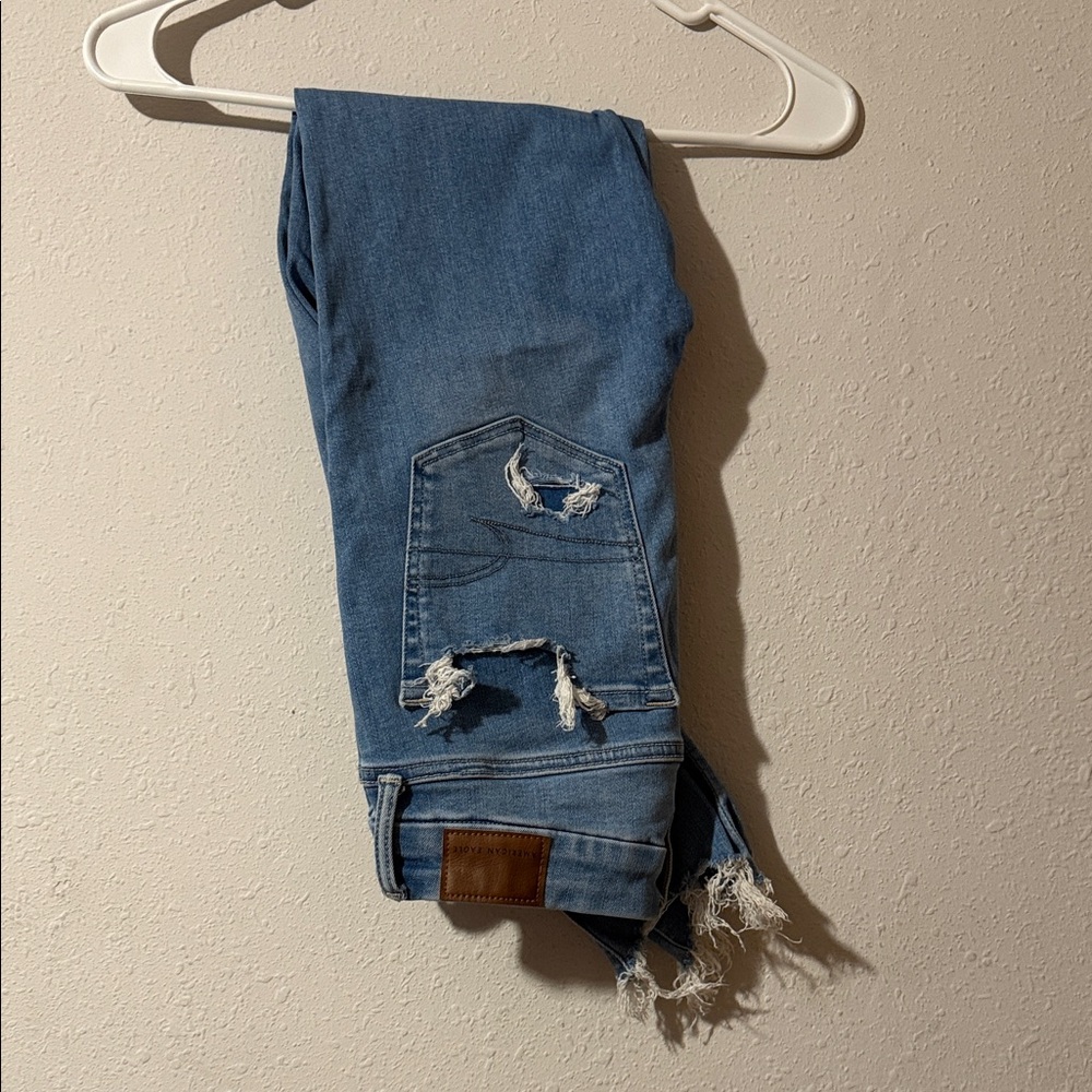 American Eagle Outfitters Light Blue Denim High-Rise Jeggings